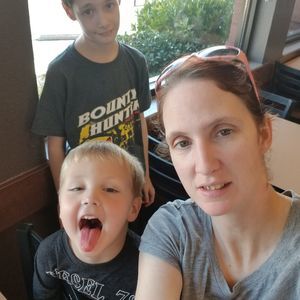 Meet your Posher, Stephanie